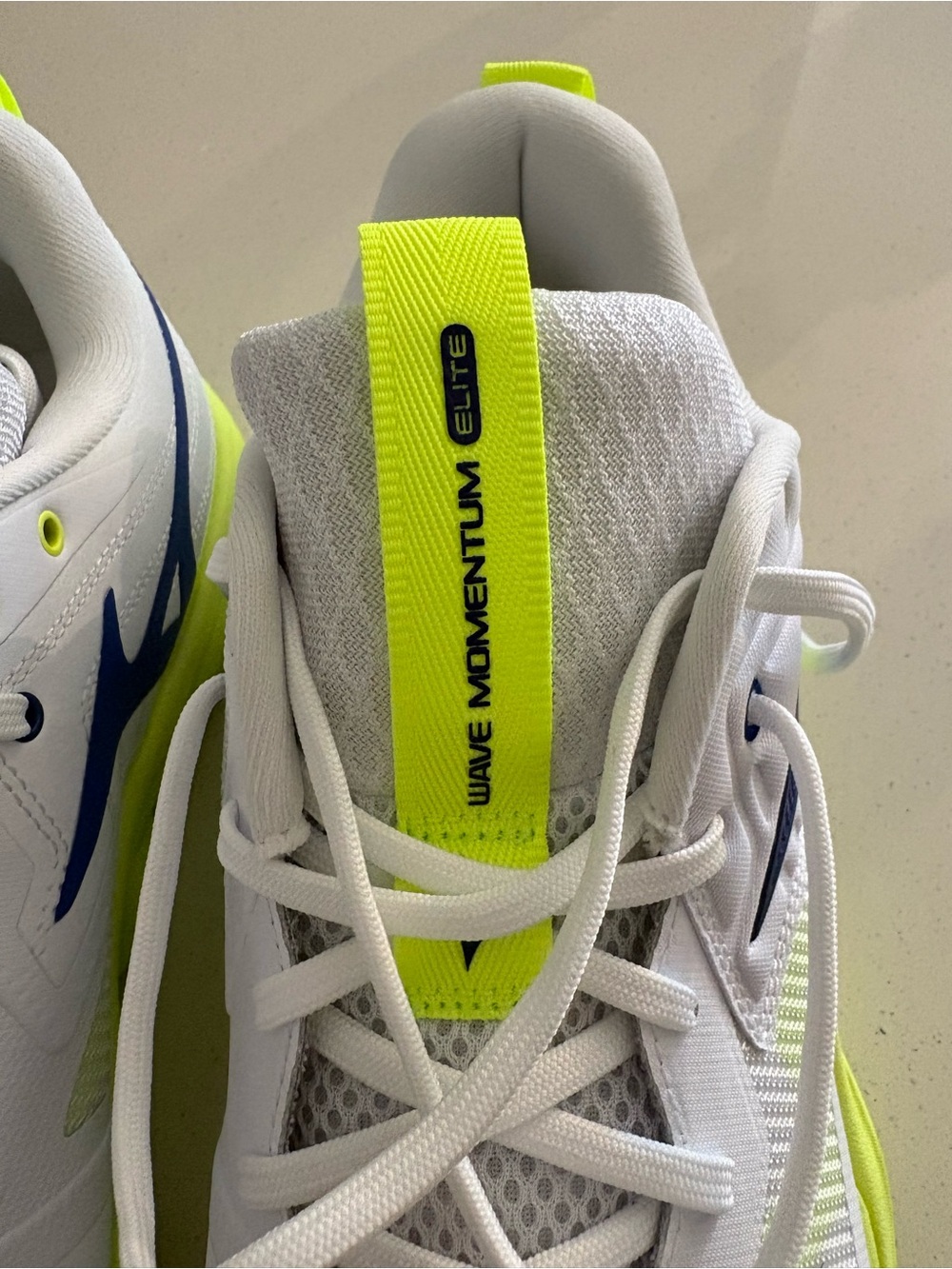 Mizuno Unisex Wave Momentum Elite - Picture 3 of 9